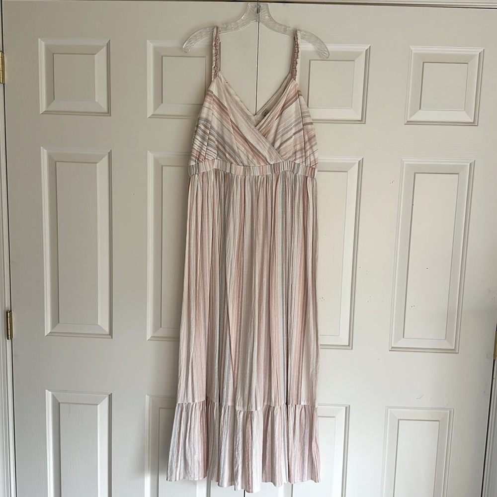 Loft Beach Maxi Dress 🐚